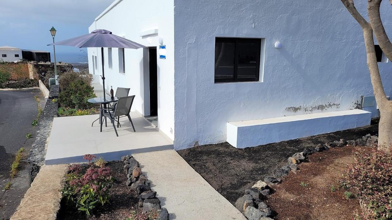 Apartamentos Falcon Tinajo Exterior foto